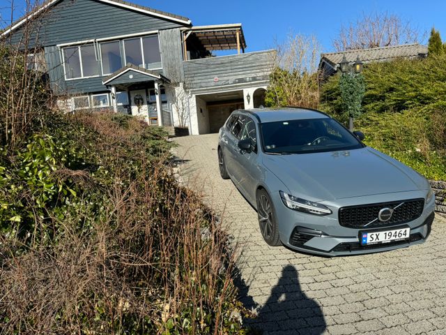 2021 VOLVO V90 - 1