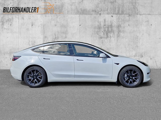 LRW3E7FA9MC228717 2021 TESLA MODEL 3-2