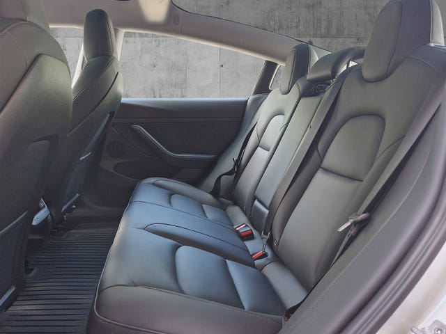 2021 TESLA MODEL 3 - 11