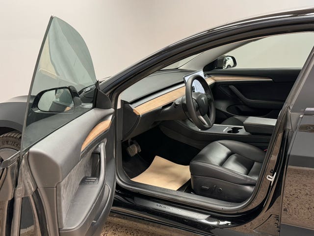 2021 TESLA MODEL 3 - 9