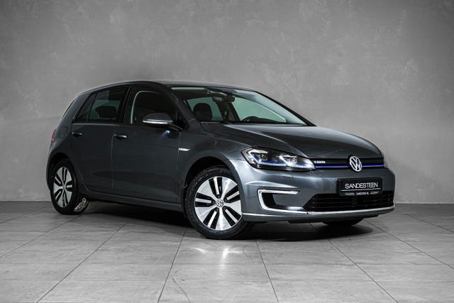 WVWZZZAUZJ8908598 2018 VOLKSWAGEN GOLF-1