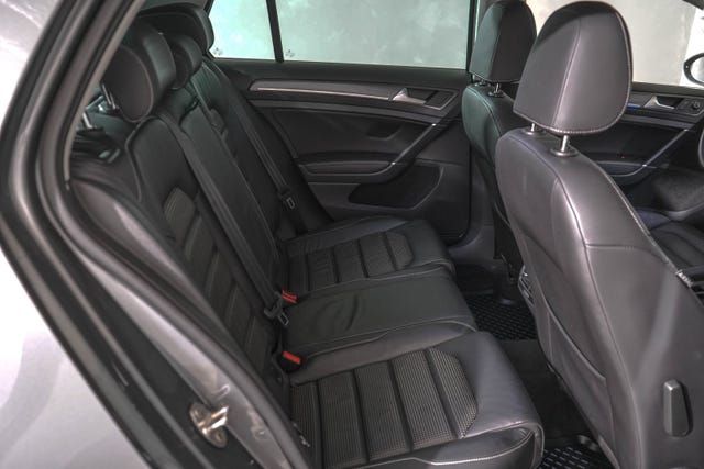 2018 VOLKSWAGEN GOLF - 9