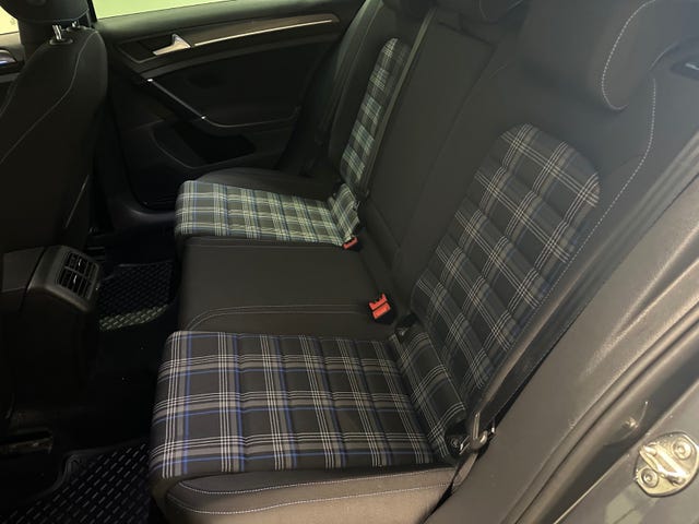 2018 VOLKSWAGEN GOLF - 20