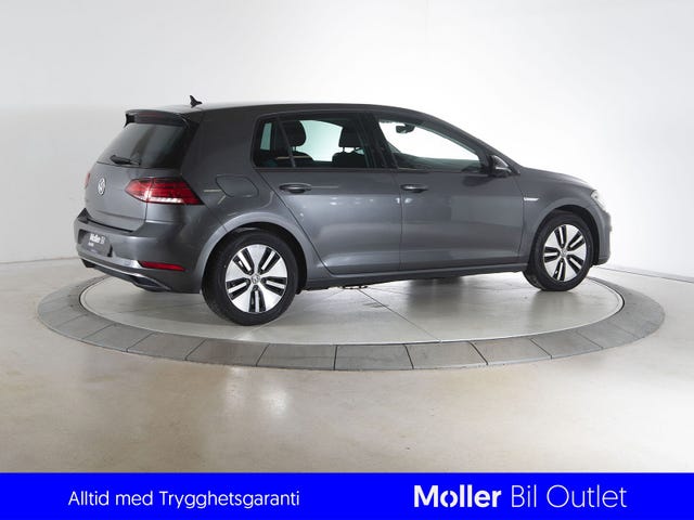 WVWZZZAUZJ8906582 2018 VOLKSWAGEN GOLF-5