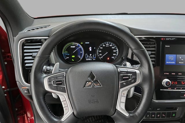 JMBXDGG3WLZ022422 2020 MITSUBISHI OUTLANDER-2