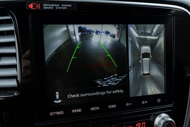 2020 MITSUBISHI OUTLANDER - 20