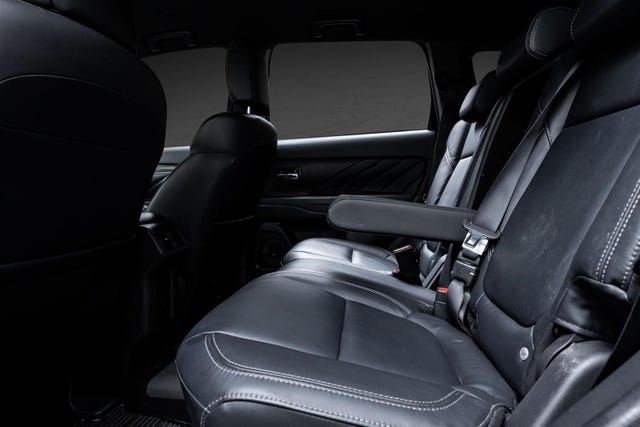 2020 MITSUBISHI OUTLANDER - 13