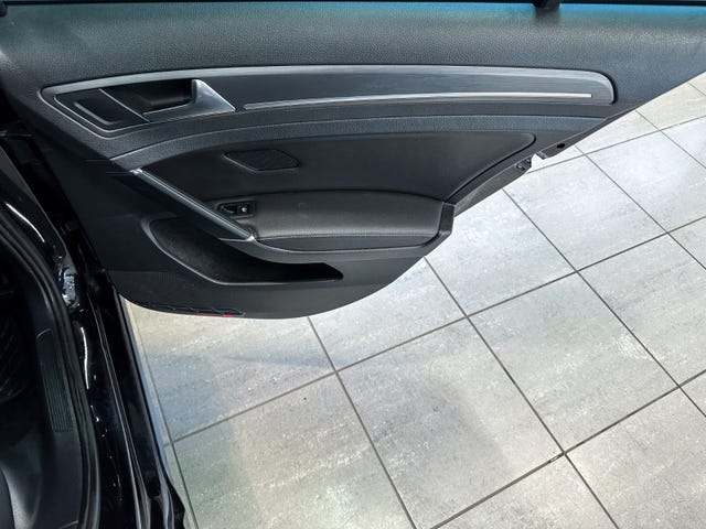 2019 VOLKSWAGEN GOLF - 14