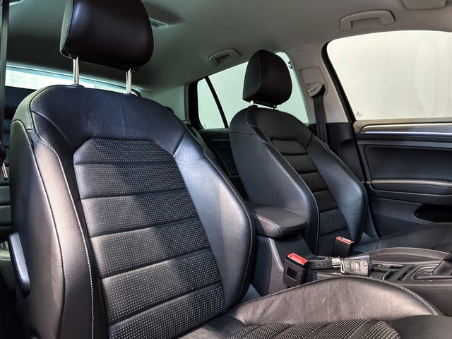2019 VOLKSWAGEN GOLF - 20