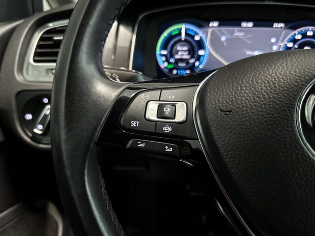 2019 VOLKSWAGEN GOLF - 29