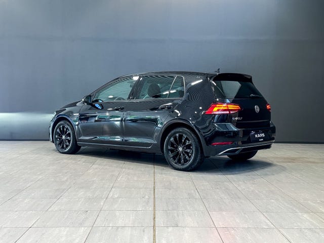 WVWZZZAUZK8904763 2019 VOLKSWAGEN GOLF-2