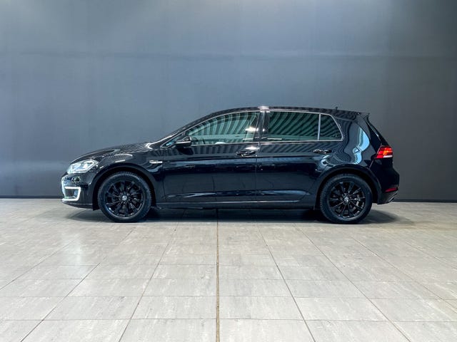WVWZZZAUZK8904763 2019 VOLKSWAGEN GOLF-1