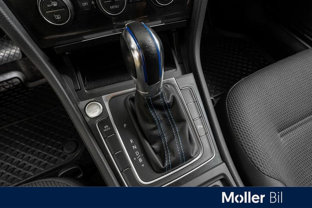 2019 VOLKSWAGEN GOLF - 11