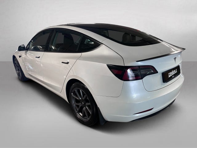 5YJ3E7EB8MF825132 2021 TESLA MODEL 3-2