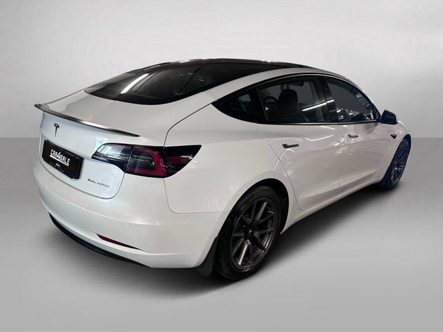5YJ3E7EB8MF825132 2021 TESLA MODEL 3-4