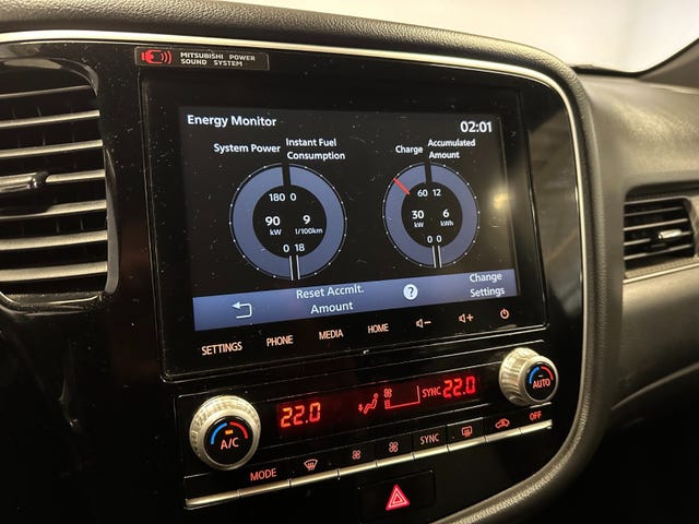 2020 MITSUBISHI OUTLANDER - 23