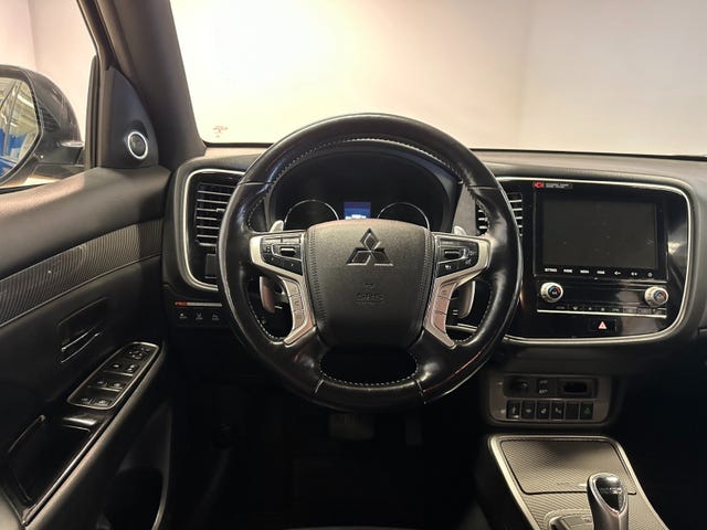 2020 MITSUBISHI OUTLANDER - 11