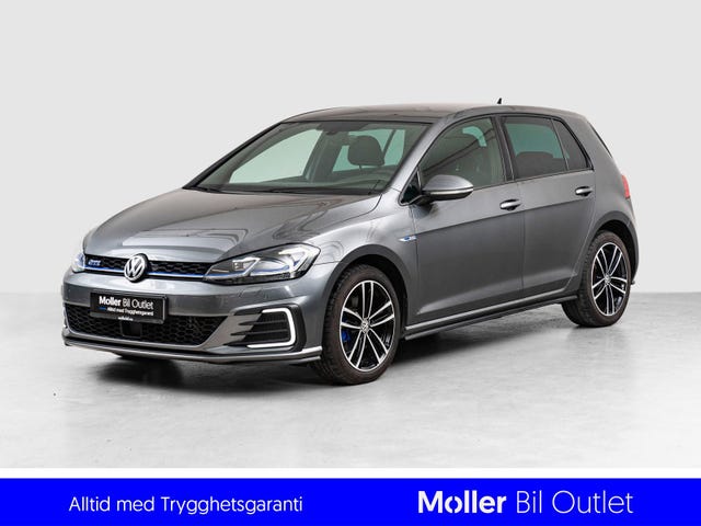 WVWZZZAUZJW811842 2018 VOLKSWAGEN GOLF-0