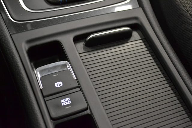 2018 VOLKSWAGEN GOLF - 27