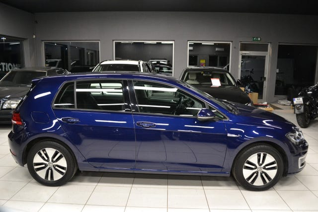 2018 VOLKSWAGEN GOLF - 8