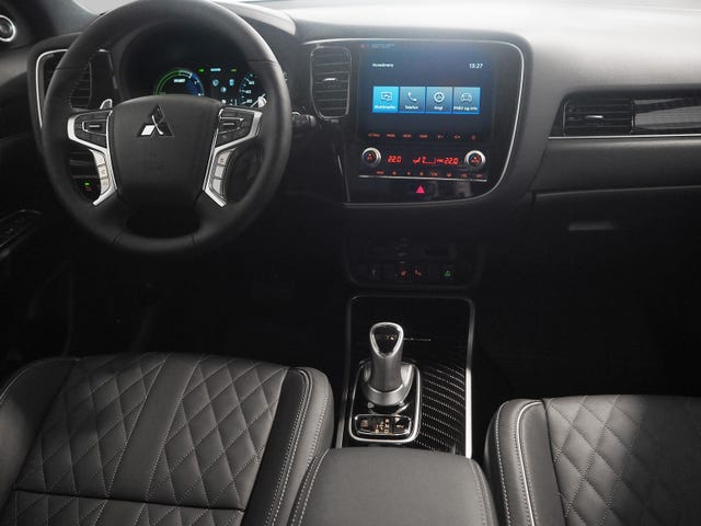 2020 MITSUBISHI OUTLANDER - 12