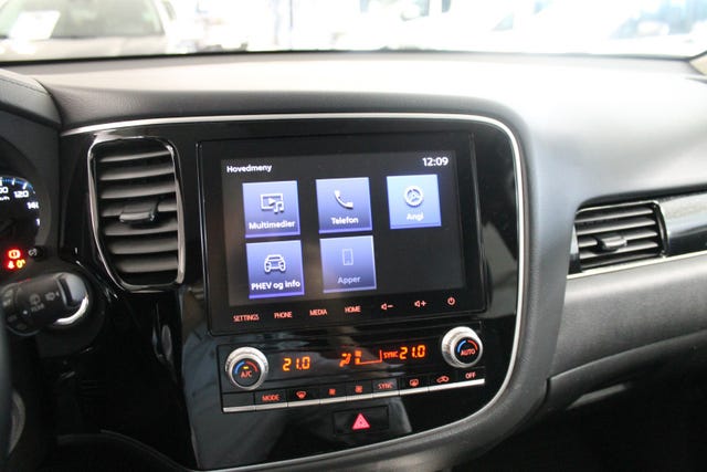 2020 MITSUBISHI OUTLANDER - 24