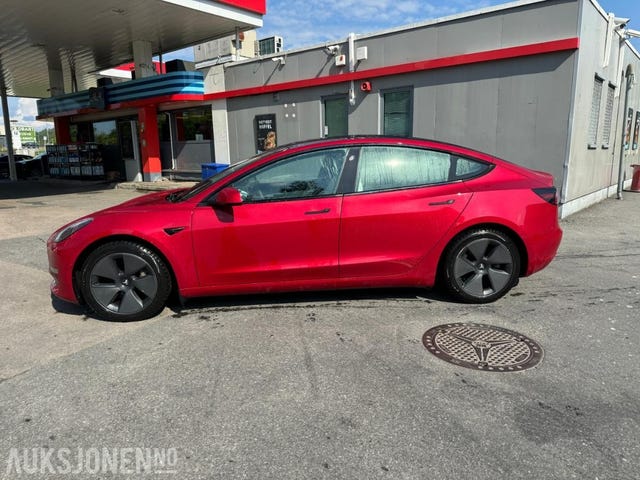 2021 TESLA MODEL 3 - 8