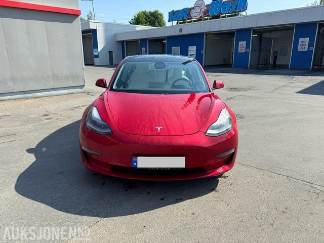 5YJ3E7EB4MF888499 2021 TESLA MODEL 3-1