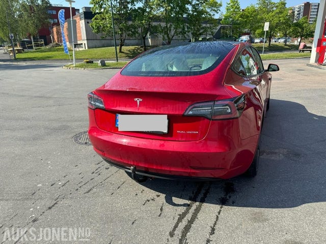 5YJ3E7EB4MF888499 2021 TESLA MODEL 3-4