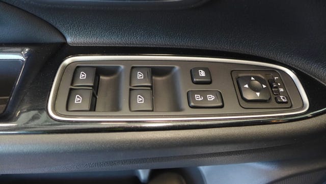 2020 MITSUBISHI OUTLANDER - 12