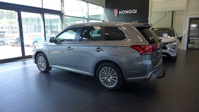 JMBXDGG3WLZ013377 2020 MITSUBISHI OUTLANDER-3