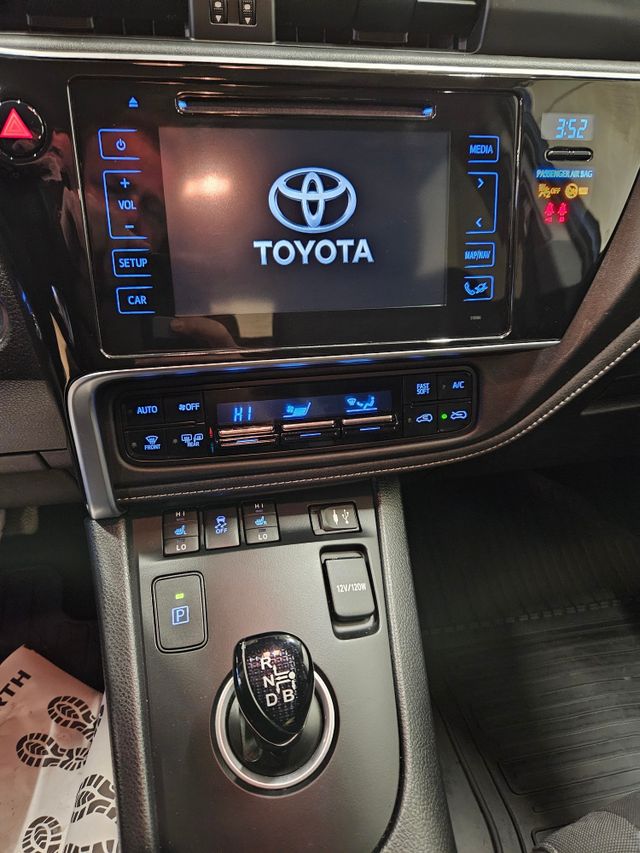 2016 TOYOTA AURIS - 10