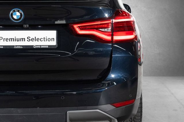 2021 BMW IX3 - 9