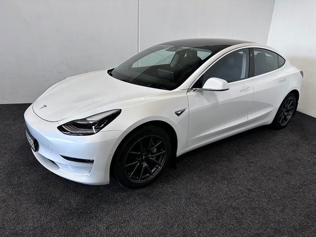 5YJ3E7EA1KF370970 2019 TESLA MODEL 3-4