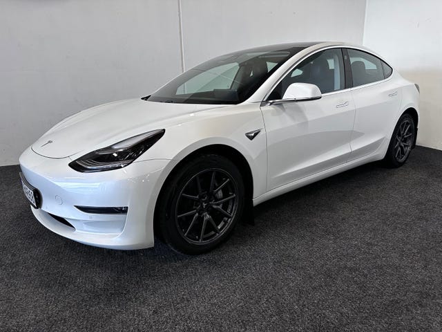 5YJ3E7EA1KF370970 2019 TESLA MODEL 3-2