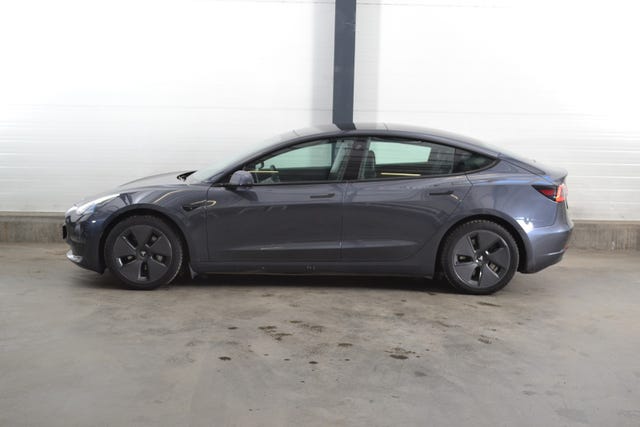 5YJ3E7EB1MF839891 2021 TESLA MODEL 3-5
