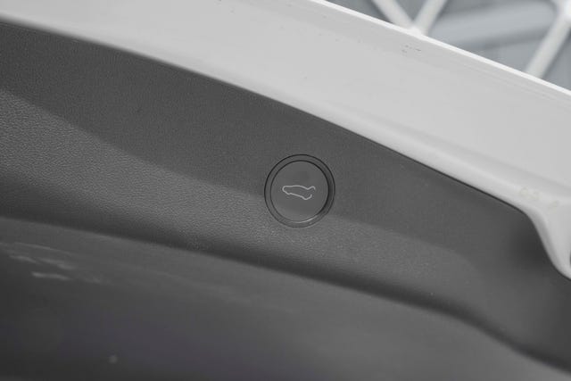 2021 TESLA MODEL 3 - 24