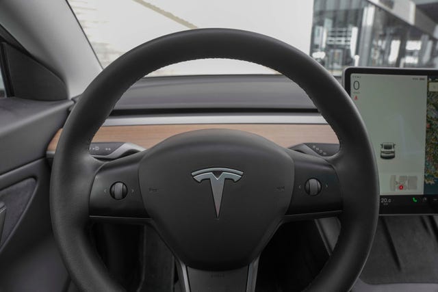 2021 TESLA MODEL 3 - 9