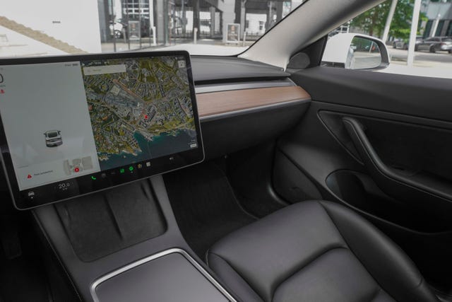 2021 TESLA MODEL 3 - 10