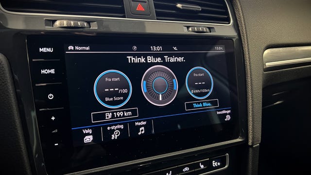2019 VOLKSWAGEN GOLF - 12
