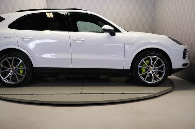 2019 PORSCHE CAYENNE - 10