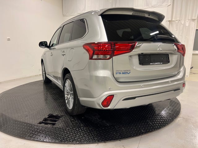 JMBXDGG3WLZ000223 2020 MITSUBISHI OUTLANDER-3