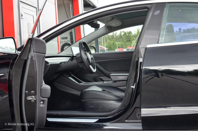 2019 TESLA MODEL 3 - 13