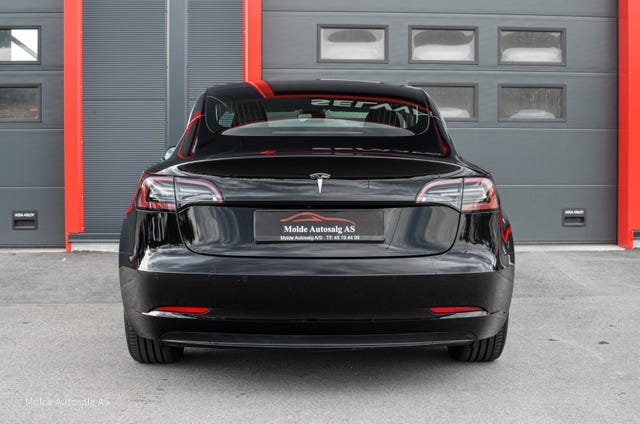 5YJ3E7EB7KF333642 2019 TESLA MODEL 3-5