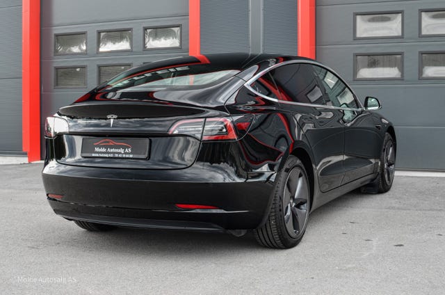 2019 TESLA MODEL 3 - 8