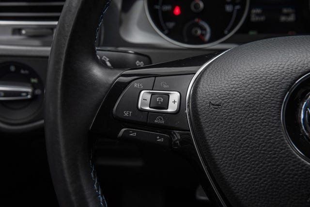2018 VOLKSWAGEN GOLF - 16