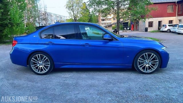 2017 BMW 3-SERIE - 9
