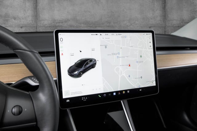 2019 TESLA MODEL 3 - 14