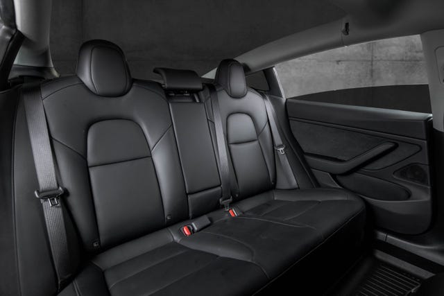 2019 TESLA MODEL 3 - 8