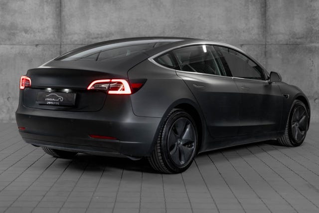5YJ3E7EA8KF376457 2019 TESLA MODEL 3-4